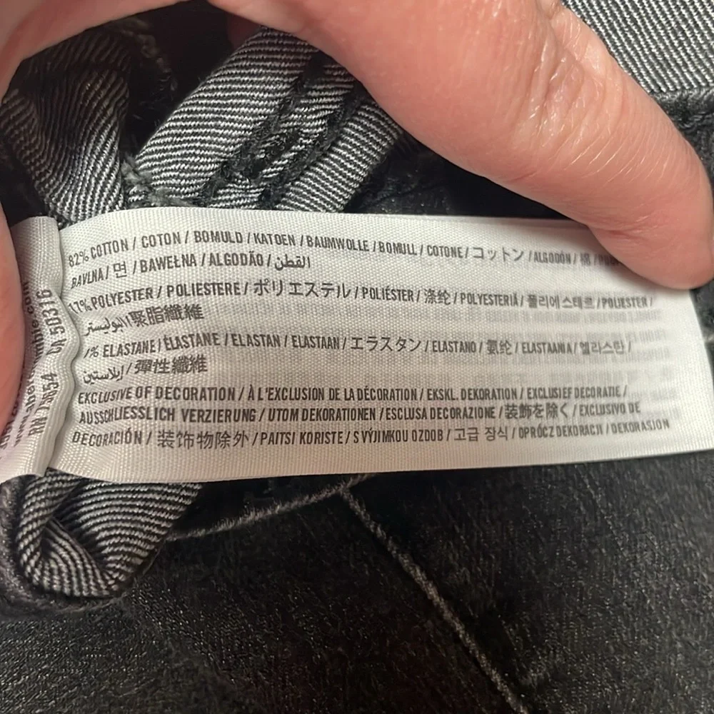 Hollister size 7R (28x31) Super Skinny High-rise Charcoal Gray Color Jeans - Picture 9 of 9